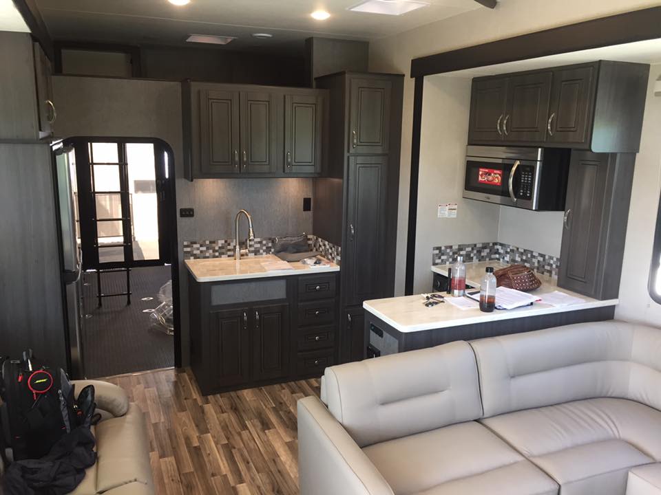 Weekend Warrior 4250W Interior Living Space